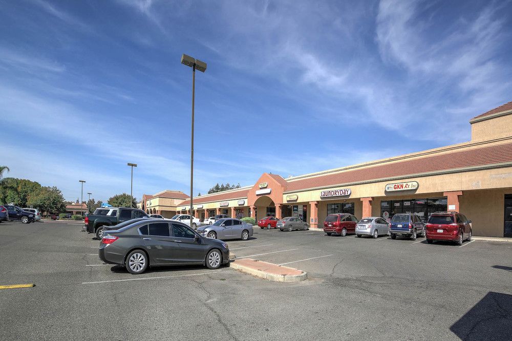 #A: 1471 B St, Livingston, CA 95334